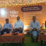 ସରକାରୀ ବାବୁଙ୍କ ଅବହେଳା କରାଣରୁ ଦୁଃଖ ଭୋଗୁଛନ୍ତି ଅନେକ ପରିବାର