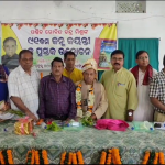 ଶିକ୍ଷକ-ସରକାରଙ୍କ ଲଢେଇରେ ପେଶି ହେଉଛି ଛାତ୍ରଛାତ୍ରୀଙ୍କ ଭବିଷ୍ୟତ…